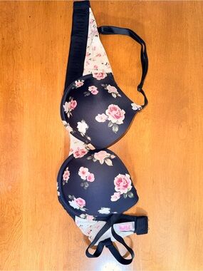 💝🌸 PINK by Victoria’s Secret Floral Bra 34DD